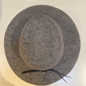 Anthroplogie Woolfelt Hat
